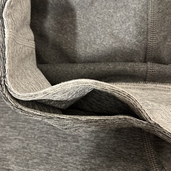 Outdoor Voices Springs 7/8 Leggings Gray Colorblock Yoga Active Size S $78 MSRP - Picture 4 of 7